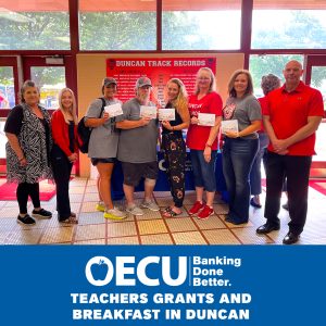 Duncan teachers won some prizes in a drawing.